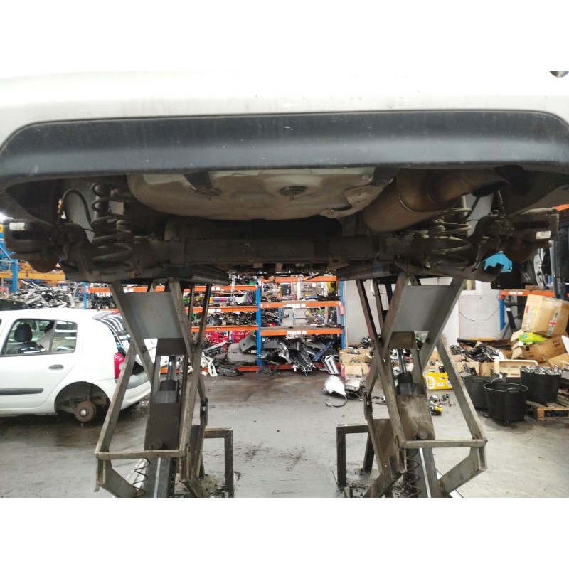 Recambio de puente trasero para peugeot 208 1.5 blue-hdi fap referencia OEM IAM   