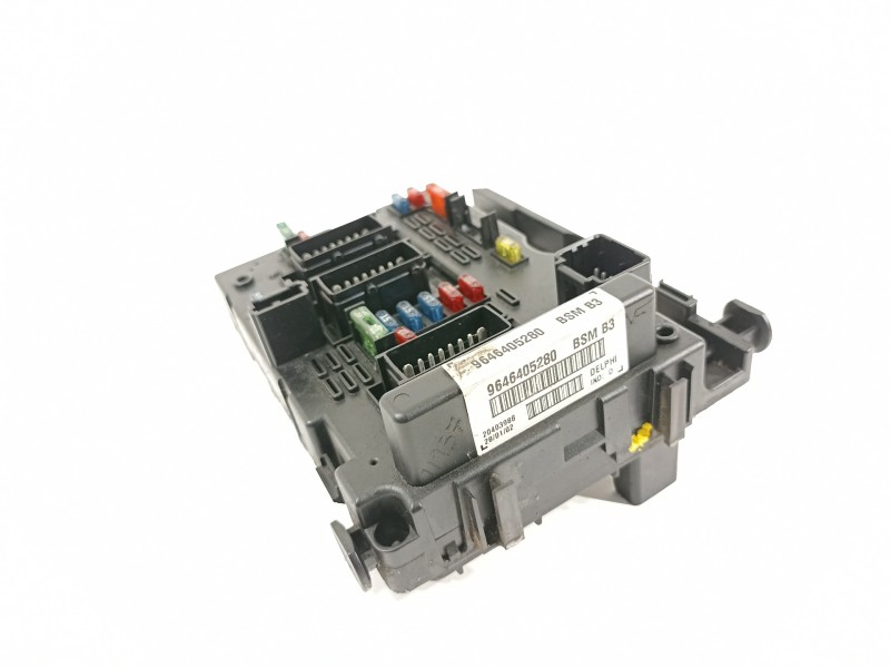 Recambio de caja reles / fusibles para peugeot 206 cc cc referencia OEM IAM 9646405280  