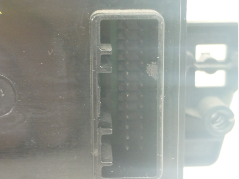 Recambio de mando climatizador para renault megane iii berlina 5 p limited referencia OEM IAM 275103596R E1068420 