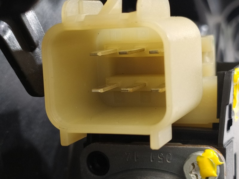 Recambio de elevalunas delantero derecho para ford fiesta (ccn) trend referencia OEM IAM C1BBA045H16AB 8A6114553B 