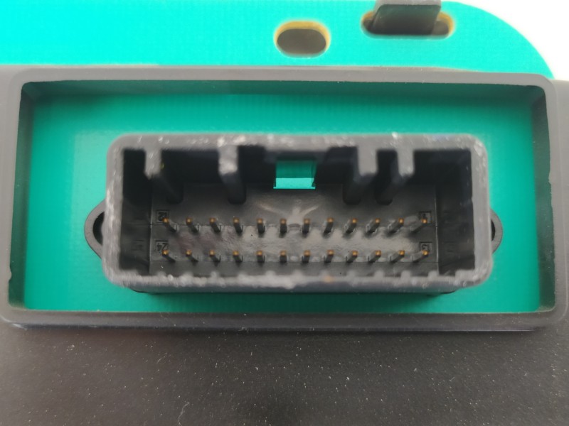 Recambio de cuadro instrumentos para dacia duster ambiance 4x2 referencia OEM IAM 248100027R  