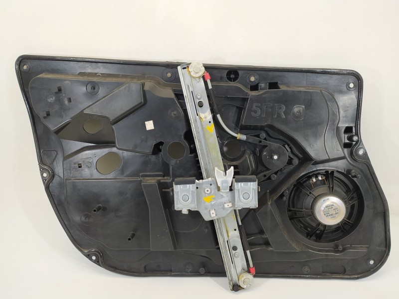 Recambio de elevalunas delantero derecho para ford fiesta (ccn) trend referencia OEM IAM C1BBA045H16AB 8A6114553B 