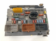Recambio de caja reles / fusibles para peugeot 308 sport referencia OEM IAM 9664706280  