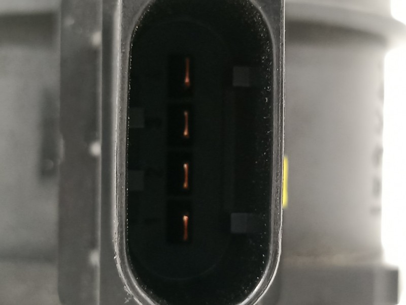 Recambio de caudalimetro para bmw serie 3 berlina (e90) 320d referencia OEM IAM 7788743  