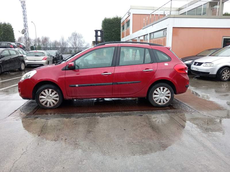renault clio iii grandtour (kr0/1_) del año 2010