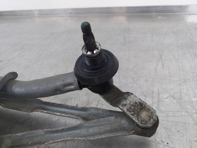 Recambio de motor limpia delantero para dacia duster ambiance 4x2 referencia OEM IAM 8200619512 3397020879 0390241544