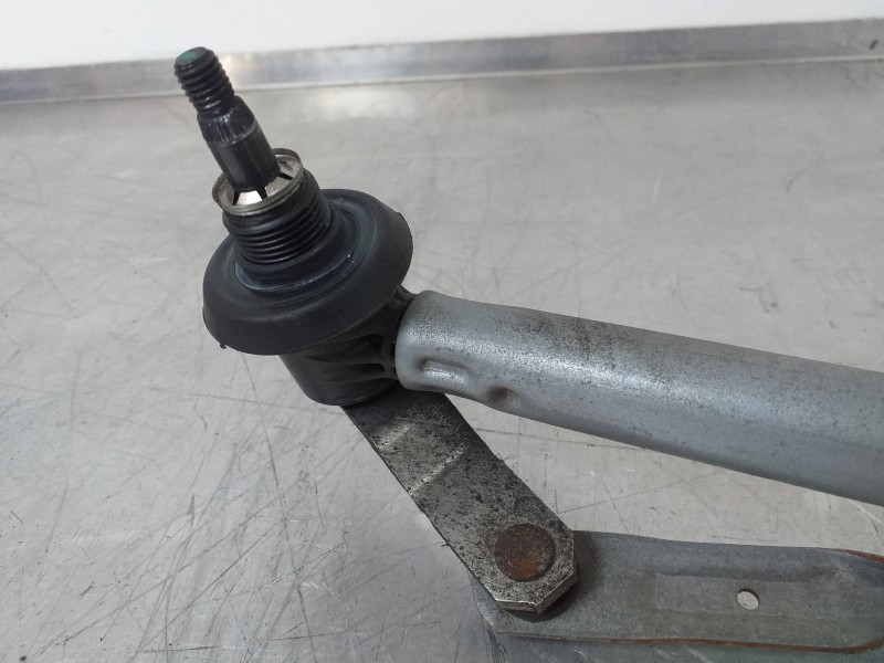 Recambio de motor limpia delantero para dacia duster ambiance 4x2 referencia OEM IAM 8200619512 3397020879 0390241544