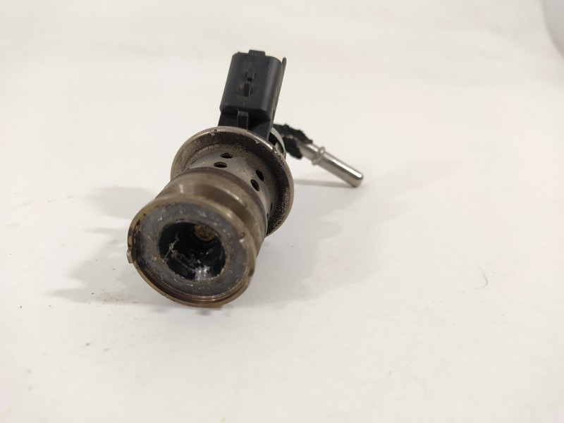 Recambio de inyector para peugeot 308 active referencia OEM IAM 9802763880  