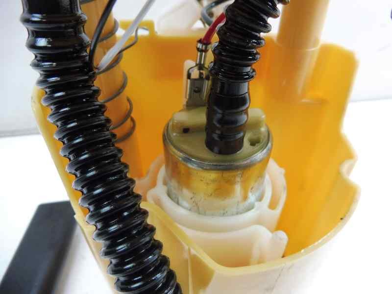 Recambio de bomba combustible para mini mini (r56) cooper d referencia OEM IAM 16117294387  