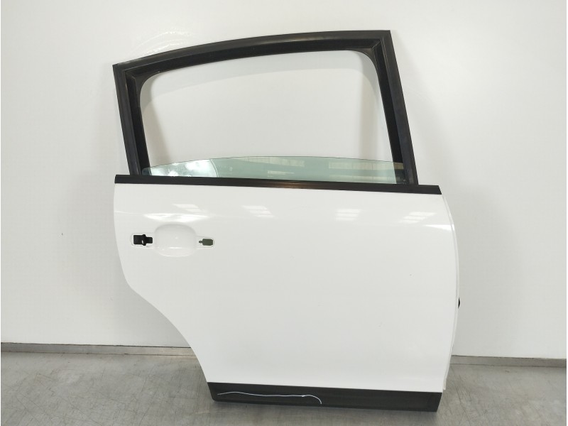 Recambio de puerta trasera derecha para citroën c4 berlina cool referencia OEM IAM 9008N4  