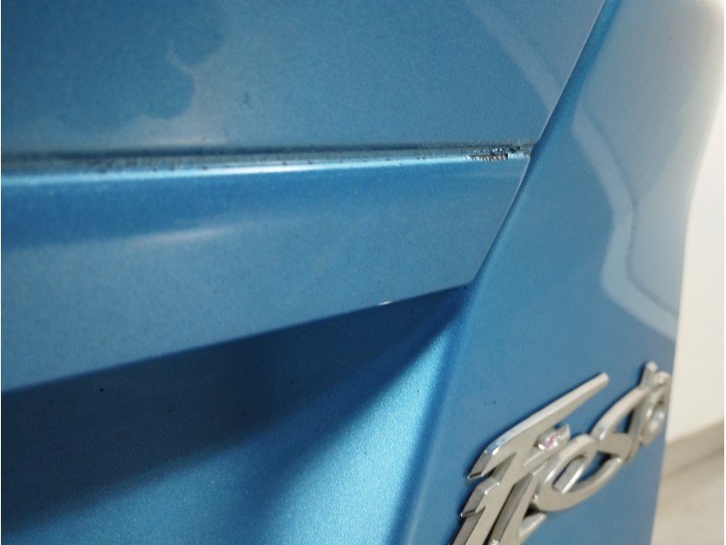 Recambio de porton trasero para ford fiesta (cb1) 1.6 tdci cat referencia OEM IAM 8A61  