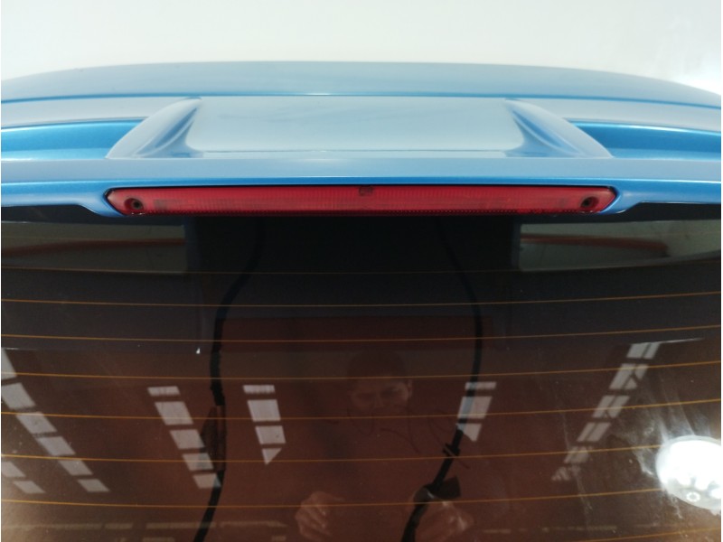 Recambio de porton trasero para ford fiesta (cb1) 1.6 tdci cat referencia OEM IAM 8A61  