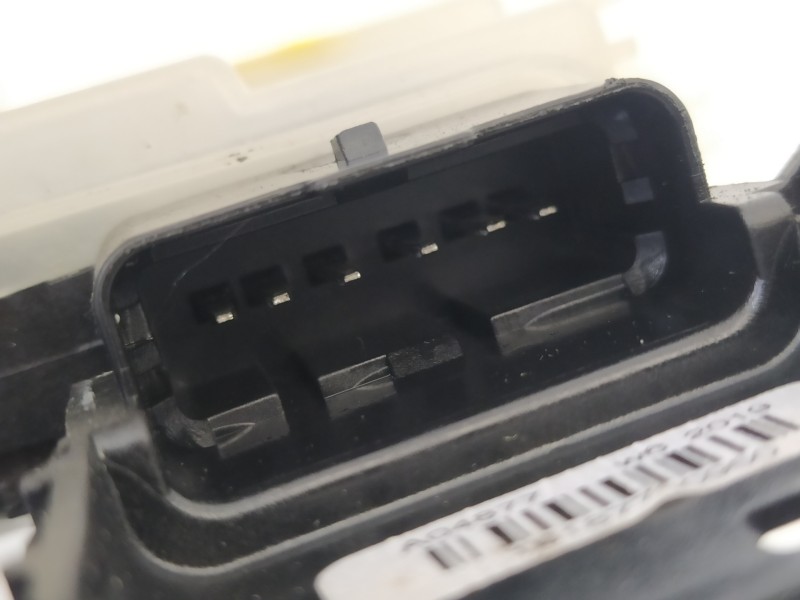 Recambio de cerradura puerta trasera derecha para opel crossland x design line referencia OEM IAM 267100  