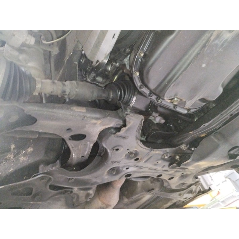 Recambio de transmision delantera derecha para toyota corolla verso (r1) 2.0 turbodiesel cat referencia OEM IAM   