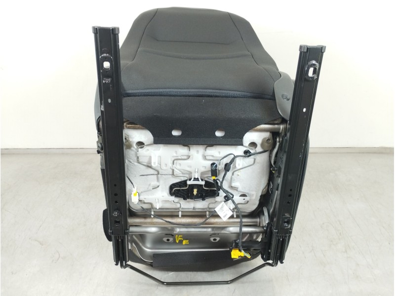 Recambio de asiento delantero derecho para peugeot 308 active referencia OEM IAM   