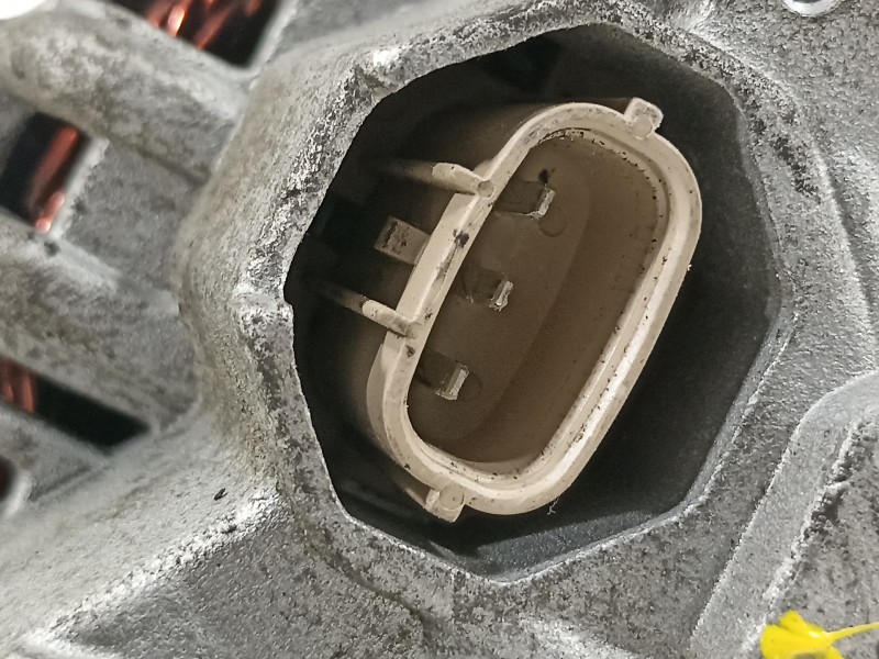 Recambio de alternador para suzuki grand vitara 3 puertas sq (gt) 2.0 básico referencia OEM IAM 3140065J10  