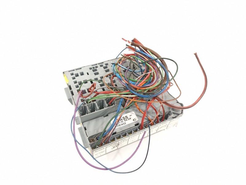 Recambio de caja reles / fusibles para fiat panda (169) 1.1 8v referencia OEM IAM 51781452  