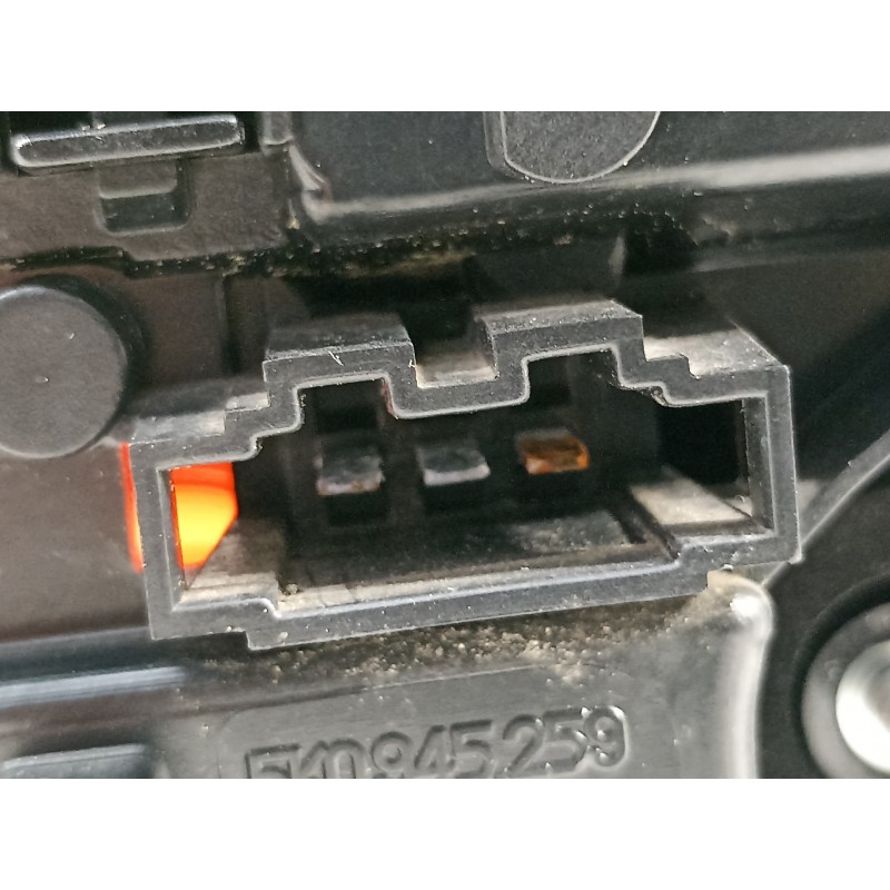 Recambio de piloto trasero izquierdo para volkswagen golf vi (5k1) advance referencia OEM IAM 5K0945107 5K0945093G 