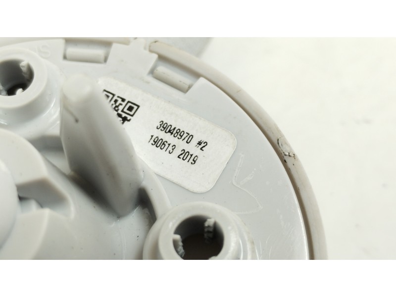 Recambio de parasol derecho para opel crossland x design line referencia OEM IAM 39048970  