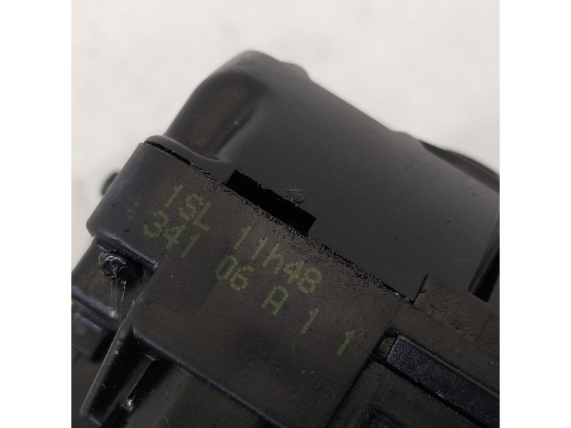 Recambio de cerradura puerta trasera derecha para nissan note (e11e) naru edition referencia OEM IAM 825009U100  