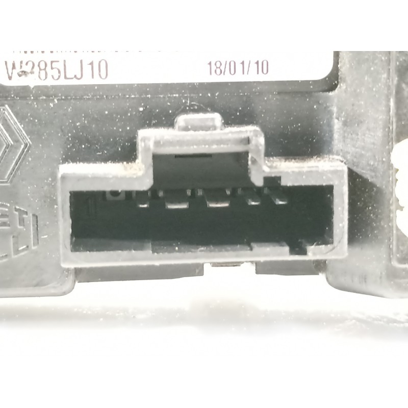 Recambio de motor elevalunas delantero izquierdo para renault megane iii sport tourer dynamique referencia OEM IAM 807310016R  