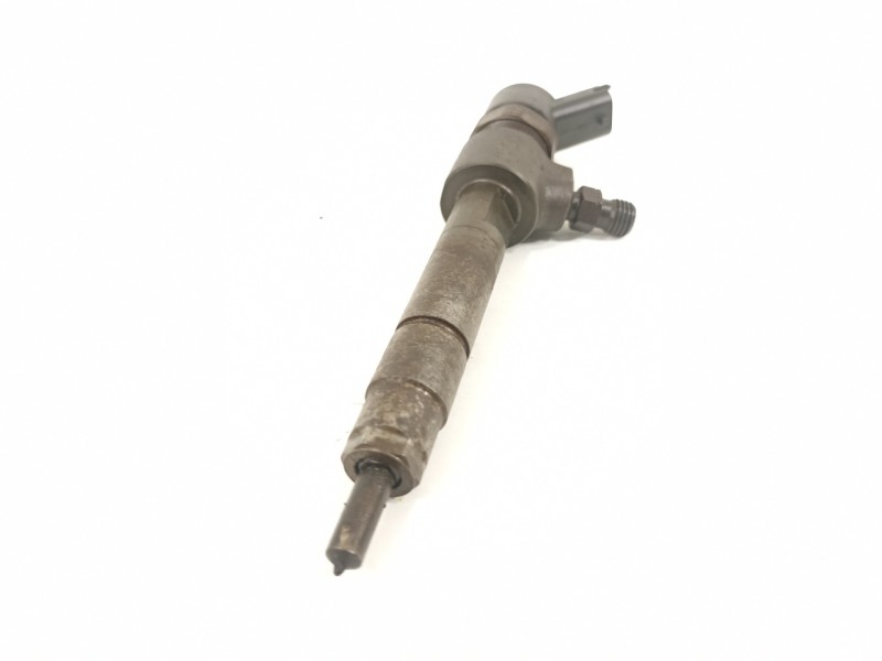 Recambio de inyector para fiat grande punto (199) 1.9 8v multijet sport referencia OEM IAM 0445110276  