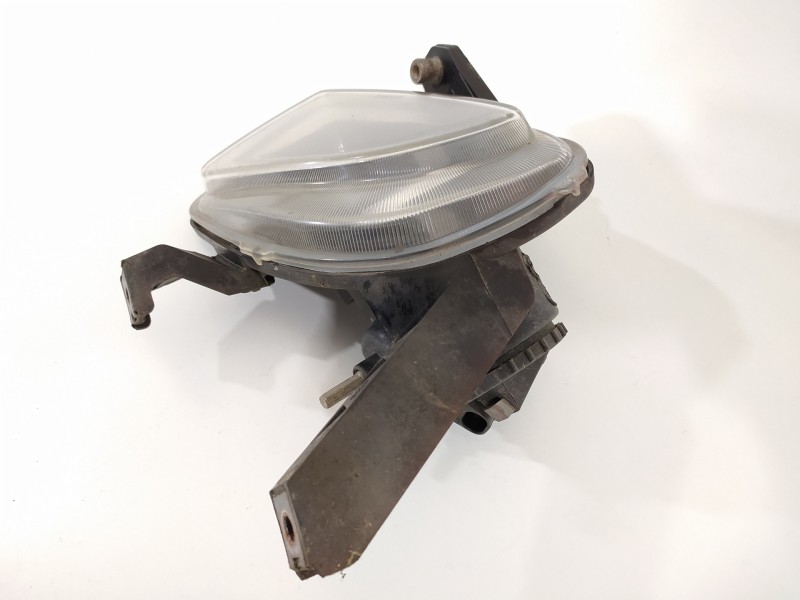 Recambio de faro antiniebla izquierdo para fiat grande punto (199) 1.9 8v multijet sport referencia OEM IAM 0051782369  