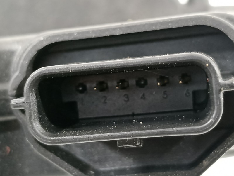 Recambio de cerradura puerta delantera derecha para renault clio iv authentique referencia OEM IAM 805024563R  