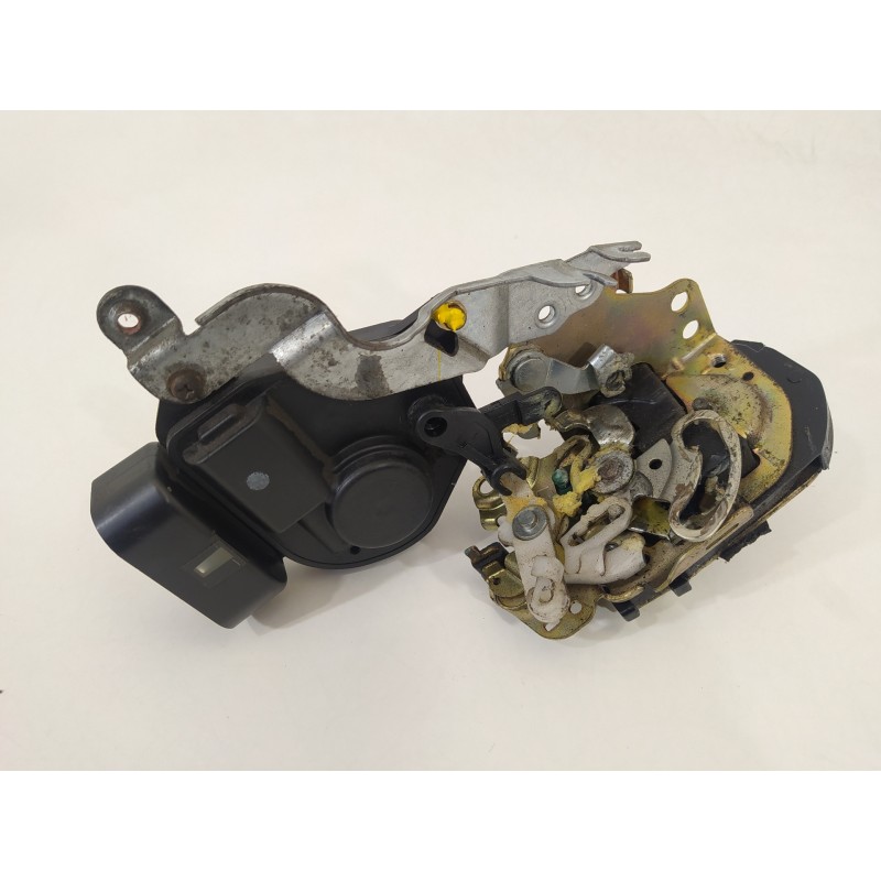 Recambio de cerradura puerta delantera izquierda para toyota rav 4 (a2) 2.0 luna 4x4 (2003) referencia OEM IAM   