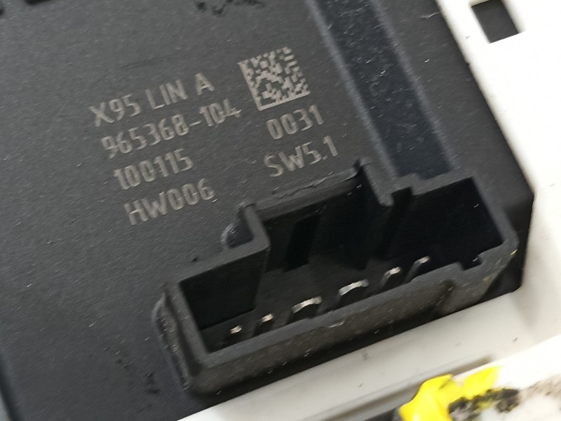 Recambio de elevalunas trasero izquierdo para renault megane iii sport tourer dynamique referencia OEM IAM 827210008R 827310002R