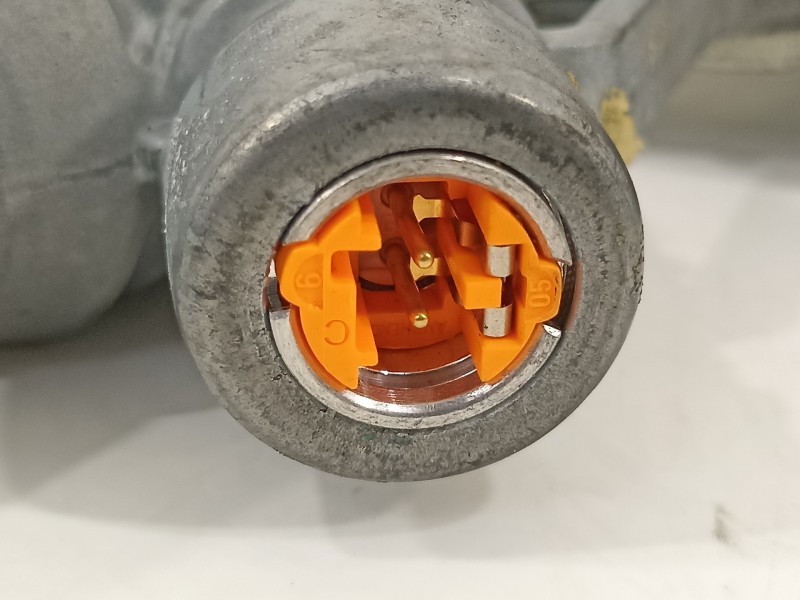 Recambio de pretensor airbag izquierdo para nissan qashqai (j10) acenta referencia OEM IAM   