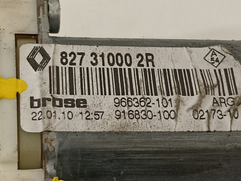 Recambio de elevalunas trasero izquierdo para renault megane iii sport tourer dynamique referencia OEM IAM 827210008R 827310002R