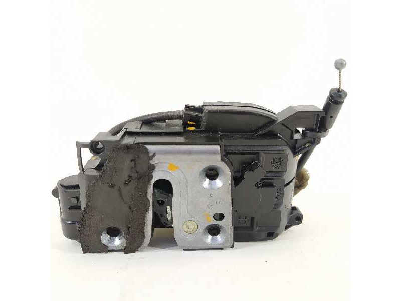 Recambio de cerradura puerta trasera derecha para renault megane iii sport tourer dynamique referencia OEM IAM 825028873R  