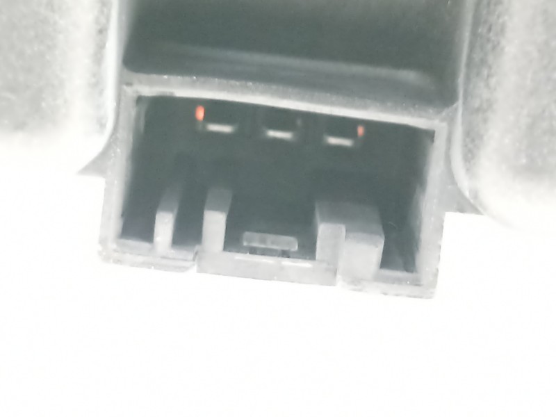Recambio de piloto trasero izquierdo para bmw serie 3 berlina (e46) 320d referencia OEM IAM 8364923  