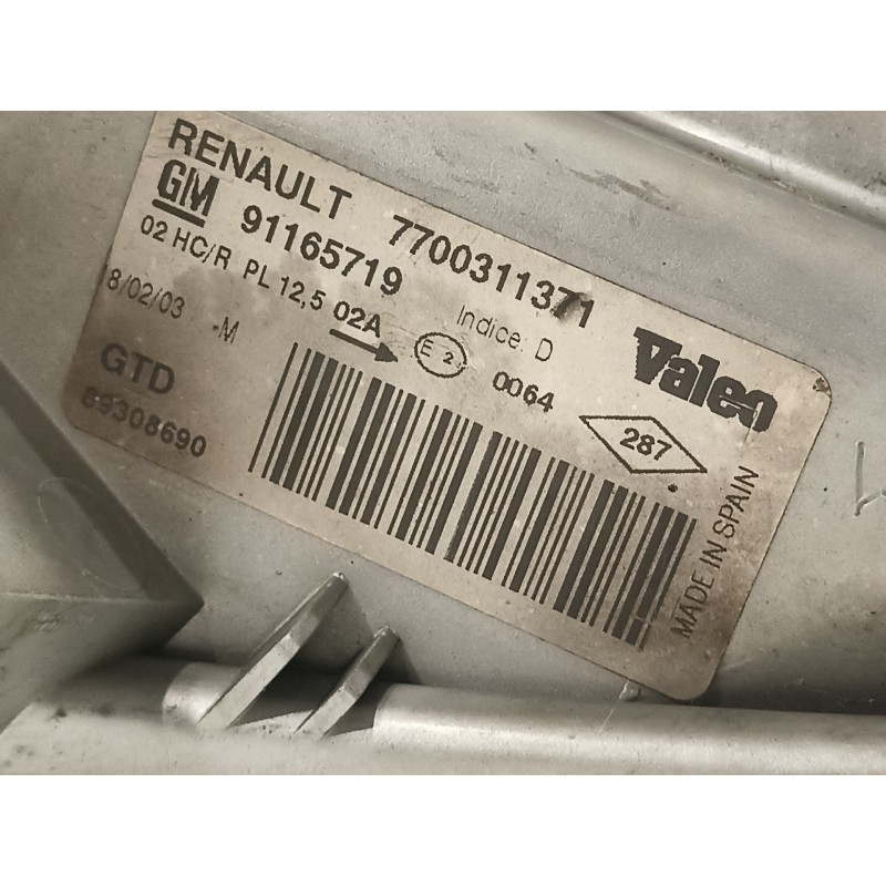 Recambio de faro izquierdo para renault trafic combi (ab 4.01) 6 - plazas (l2h1) acristalado parcial 2,9t combi largo referencia