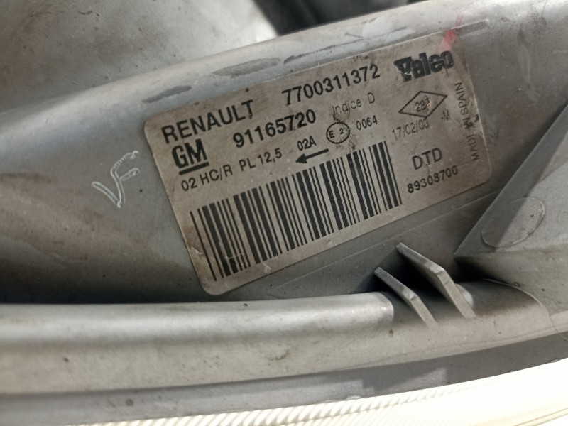Recambio de faro derecho para renault trafic combi (ab 4.01) 6 - plazas (l2h1) acristalado parcial 2,9t combi largo referencia O