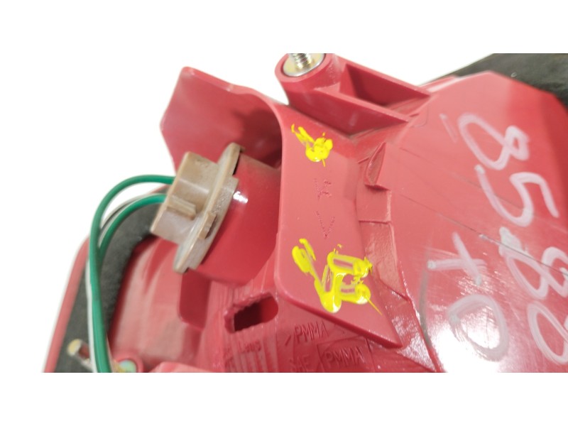 Recambio de piloto trasero derecho para toyota rav 4 (a2) 2.0 luna 4x4 (2003) referencia OEM IAM 8155142040  