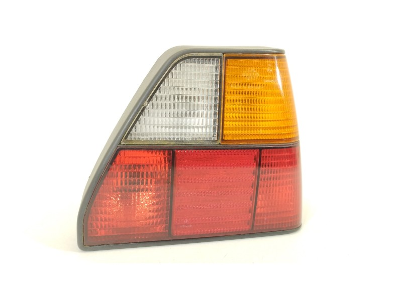 Recambio de piloto trasero derecho para volkswagen golf ii (191/193) 1.8 referencia OEM IAM 191945258   Recambio de piloto trasero derecho para volkswagen golf ii (191/193) 1.8 referencia OEM IAM 191945258