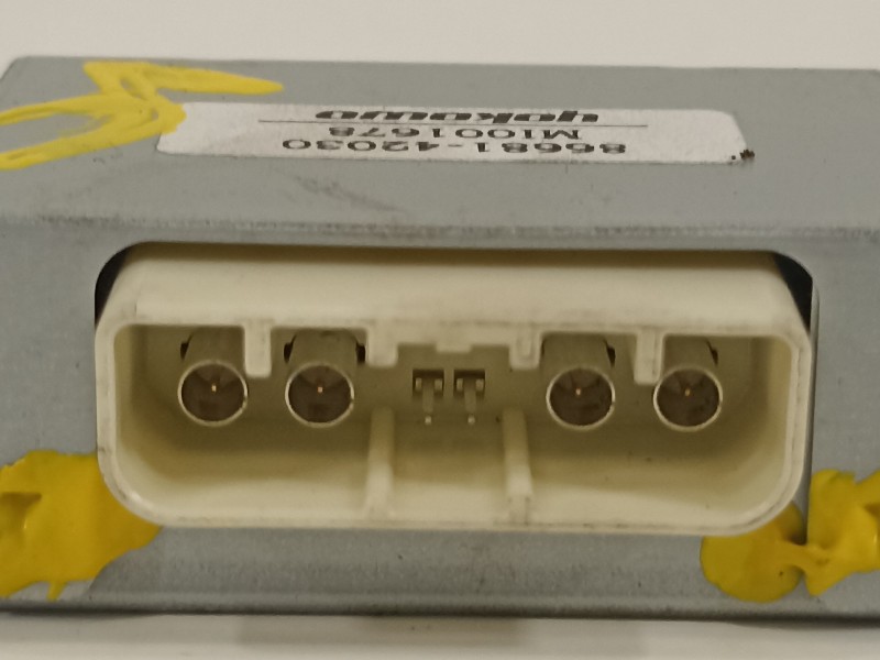 Recambio de antena para toyota rav 4 advance hybrid referencia OEM IAM 8668142030  