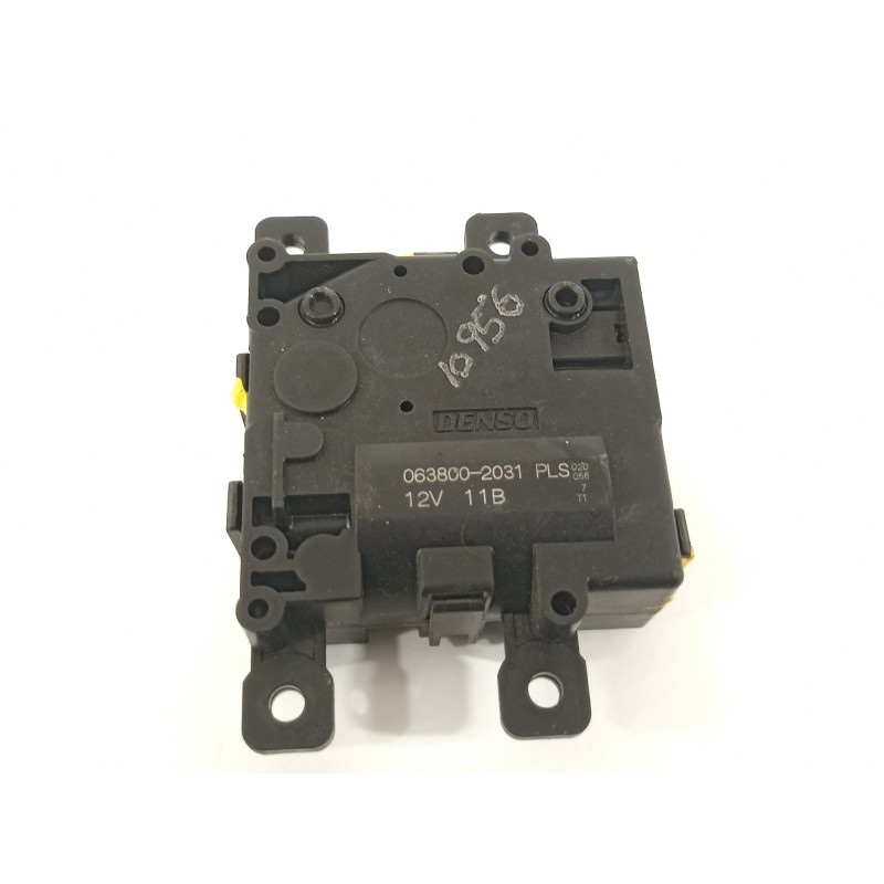 Recambio de motor apertura trampillas climatizador para toyota rav 4 advance hybrid referencia OEM IAM 0638002031  