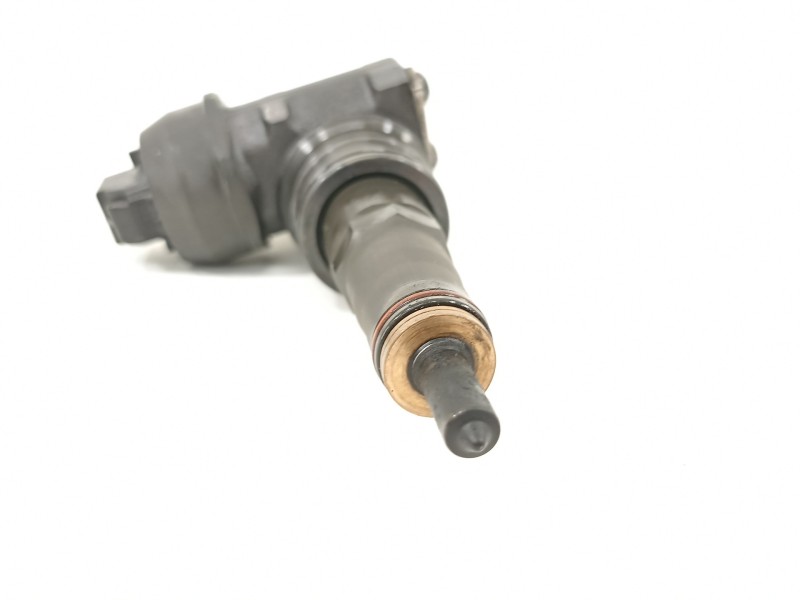 Recambio de inyector para audi a4 berlina (8e) 1.9 tdi referencia OEM IAM 038130073BP 0414720314 