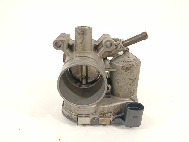 Recambio de caja mariposa para seat ibiza (6k) básico referencia OEM IAM 030133062A 0280750049 