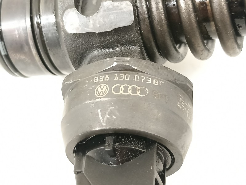 Recambio de inyector para audi a4 berlina (8e) 1.9 tdi referencia OEM IAM 038130073BP 0414720314 