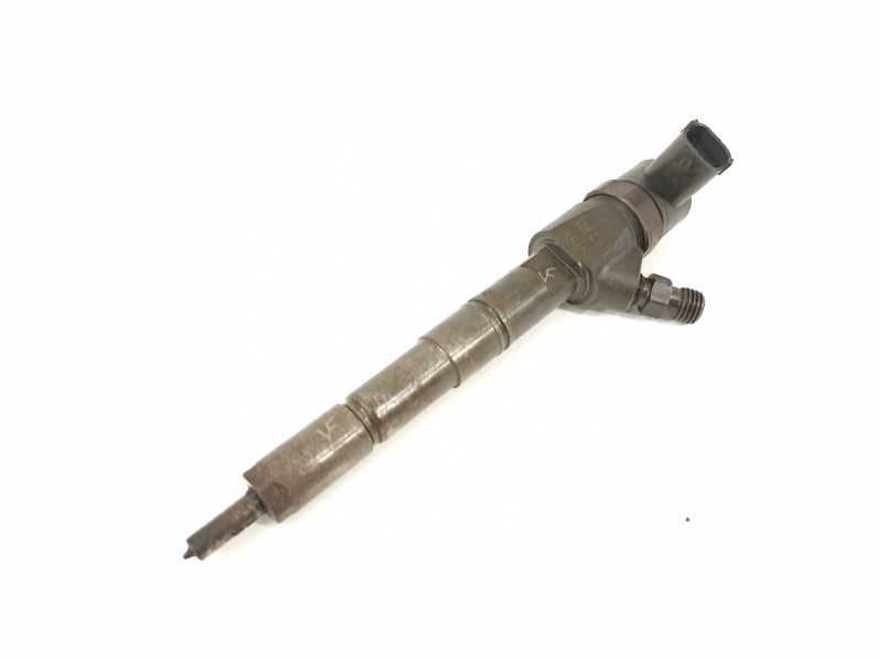 Recambio de inyector para opel insignia sports tourer 2.0 16v cdti referencia OEM IAM 0445110327  