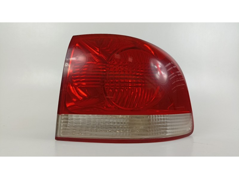 Recambio de piloto trasero derecho para volkswagen touareg (7la) tdi v6 referencia OEM IAM 7L6945096P  