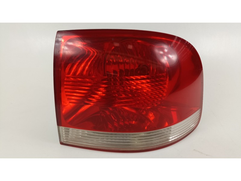 Recambio de piloto trasero derecho para volkswagen touareg (7la) tdi v6 referencia OEM IAM 7L6945096P  