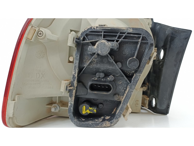 Recambio de piloto trasero derecho para volkswagen touareg (7la) tdi v6 referencia OEM IAM 7L6945096P  