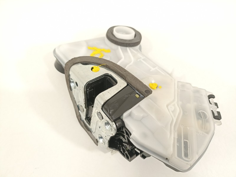 Recambio de cerradura puerta delantera izquierda para toyota rav 4 advance hybrid referencia OEM IAM A881101145  