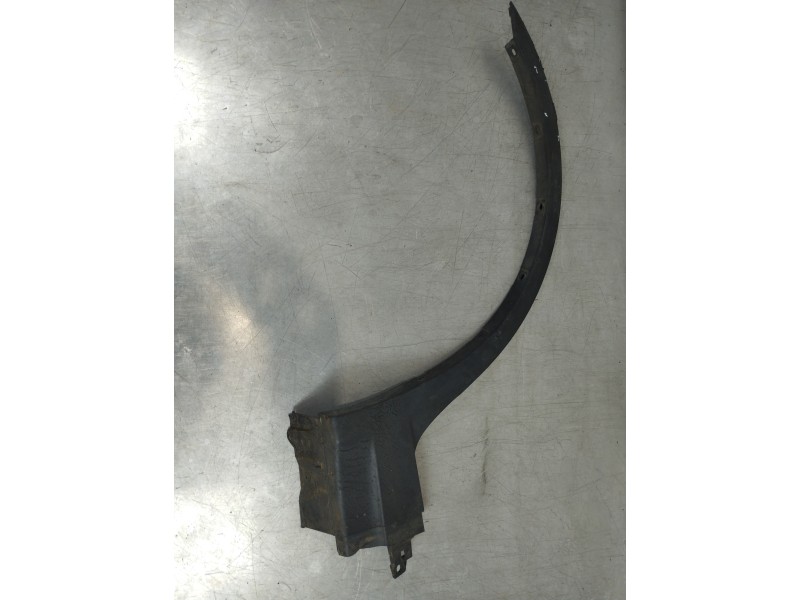 Recambio de aletin trasero derecho para bmw x3 (e83) 2.0d referencia OEM IAM 51773405817  