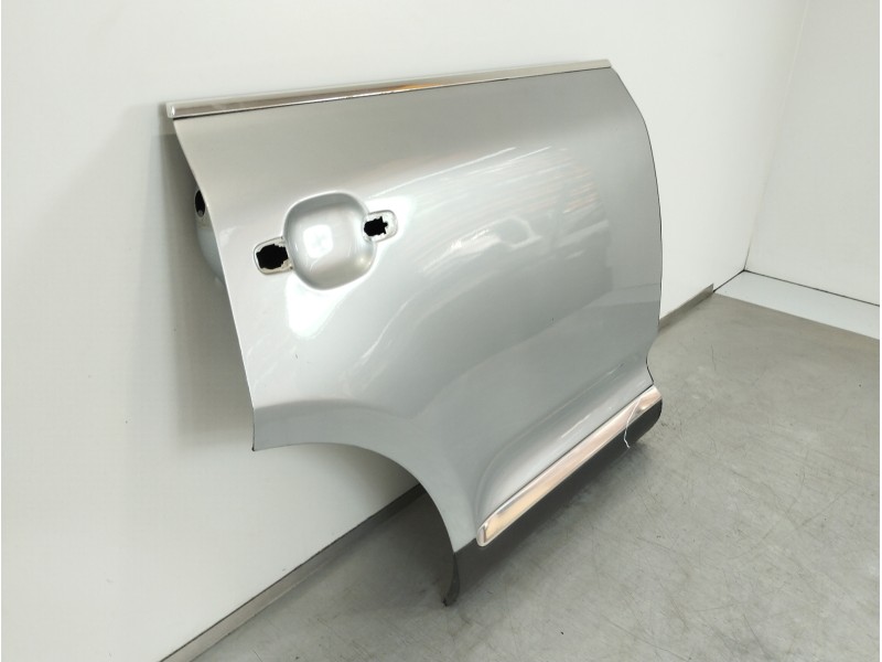 Recambio de puerta trasera derecha para volkswagen touareg (7la) tdi v6 referencia OEM IAM   